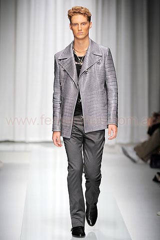 Versace Moda Hombre Verano 2011